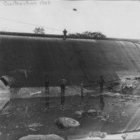 Dam Construction. 1909.